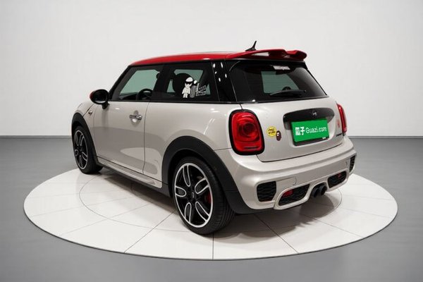 MINI JCW 2017, 65600 км, за 26757 USD