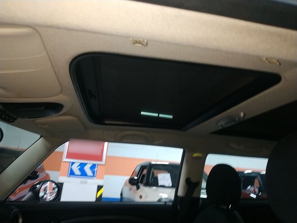 Mini Cooper Fun 2011, 113900 км, за 7419 USD - фото 17