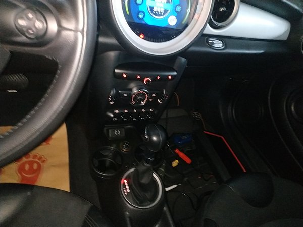 Mini Cooper Fun 2011, 113900 км, за 7419 USD - фото 15