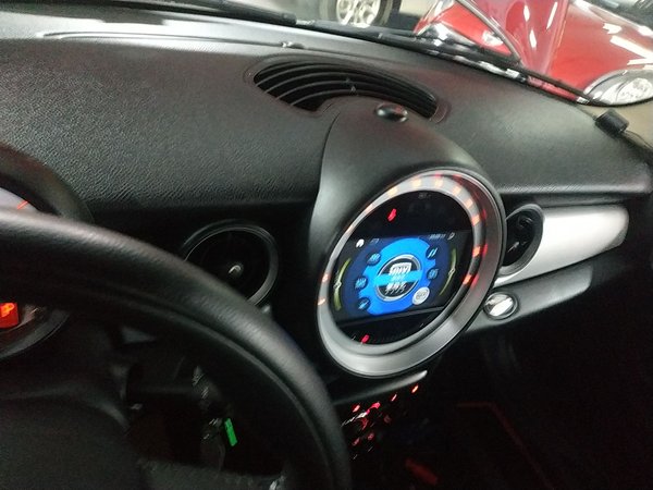 Mini Cooper Fun 2011, 113900 км, за 7419 USD - фото 14