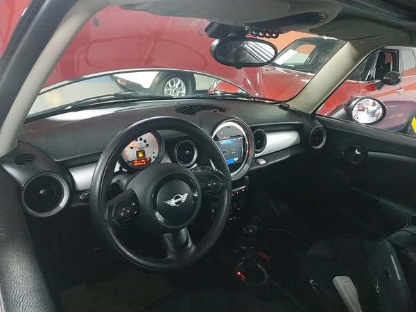 Mini Cooper Fun 2011, 113900 км, за 7419 USD - фото 20