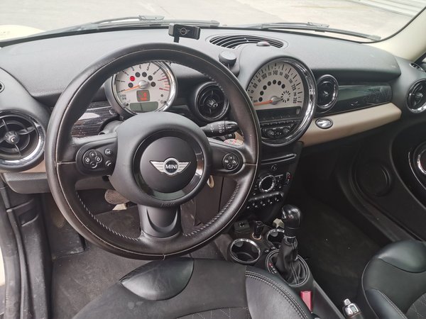 Mini Mini Cooper 2012, 147500 км, за 8286 USD - фото 12