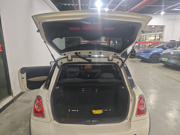 Mini Mini Cooper 2012, 147500 км, за 8286 USD - фото 18