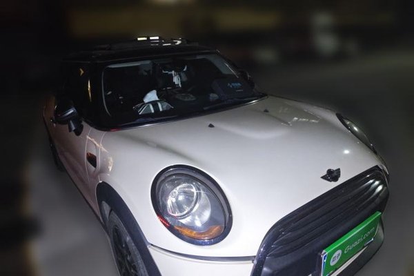 MINI MINI 2014, 128200 км, за 7134 USD