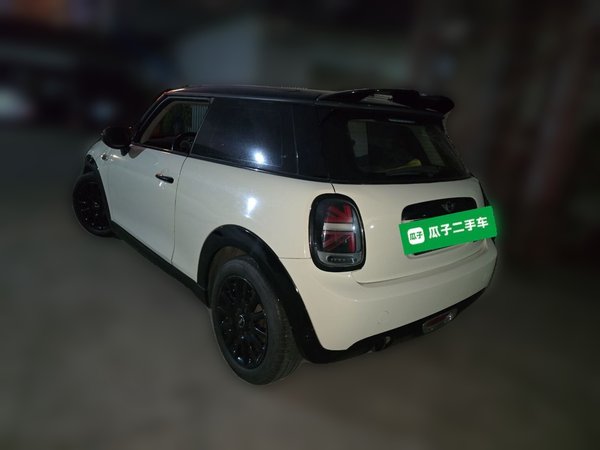 MINI MINI 2014, 113300 км, за 9718 USD