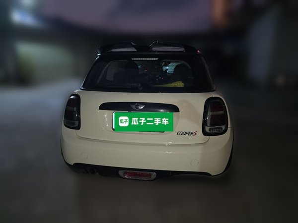 MINI MINI 2014, 113300 км, за 9718 USD