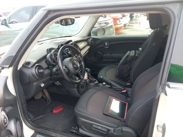 Mini Cooper Fun 2014, 123200 км, за 11589 USD - фото 21