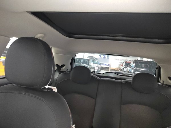Mini Cooper 2014, 151800 км, за 8457 USD - фото 4