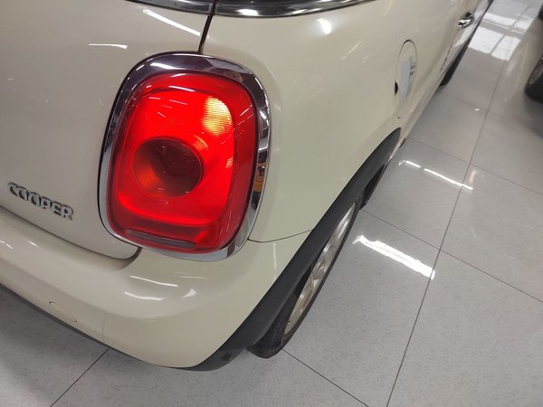 Mini Cooper 2014, 151800 км, за 8457 USD - фото 23