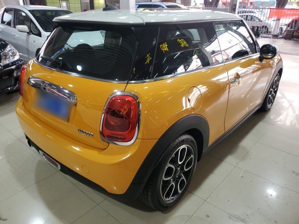 Mini Cooper Fun 2014, 99300 км, за 8904 USD - фото 7