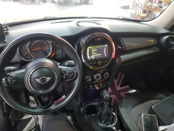 Mini Cooper Fun 2014, 99300 км, за 8904 USD - фото 20