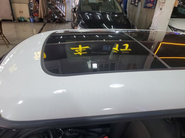 Mini Cooper Fun 2014, 99300 км, за 8904 USD - фото 11