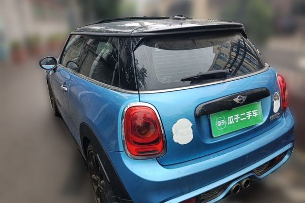 MINI MINI 2014, 122000 км, за 9486 USD