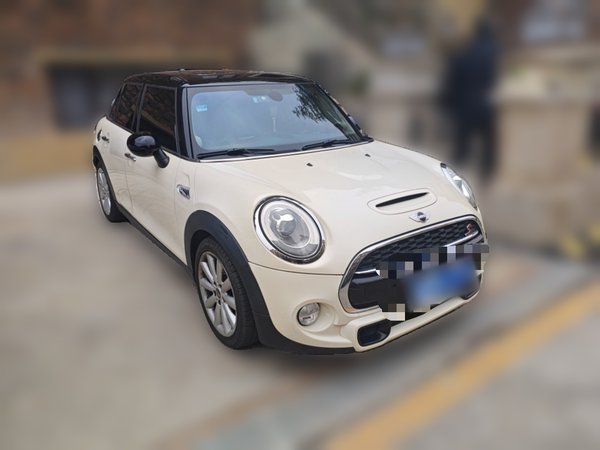 MINI MINI 2015, 47699 км, за 0 USD