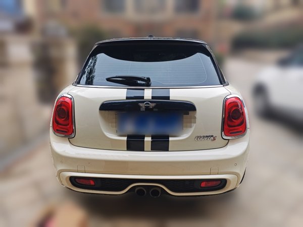 MINI MINI 2015, 47699 км, за 0 USD