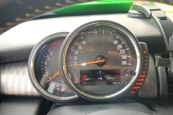 MINI MINI 2016, 102300 км, за 9599 USD - фото 10