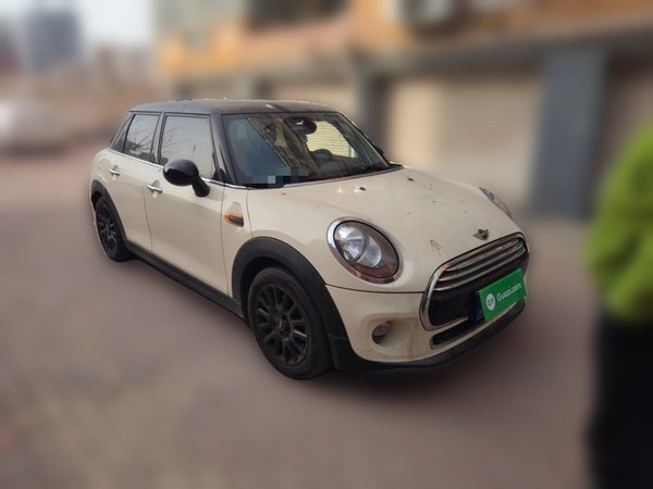 Mini Cooper 2016, 66700 км, за 13315 USD