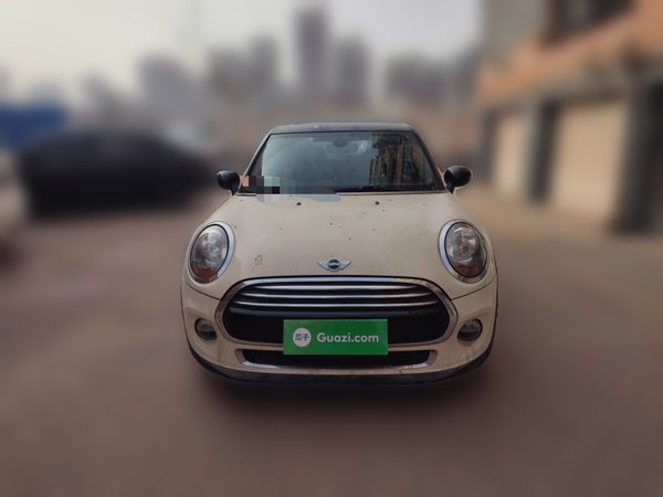 Mini Cooper 2016, 66700 км, за 13315 USD