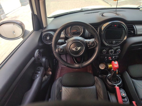 Mini Cooper 2016, 66700 км, за 13315 USD - фото 11
