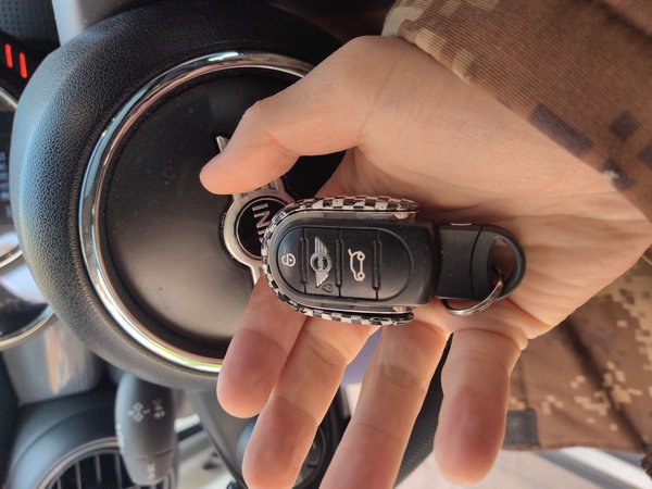 Mini Cooper 2016, 66700 км, за 13315 USD - фото 9