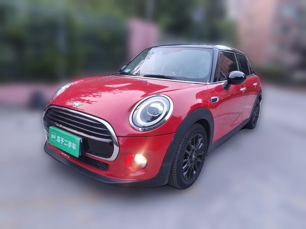MINI MINI · 2018 год