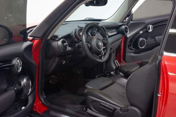 MINI MINI 2018, 78600 км, за 15983 USD - фото 9