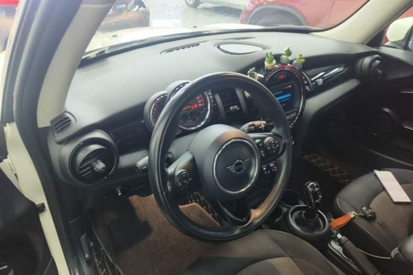 MINI MINI 2019, 92800 км, за 13028 USD - фото 18