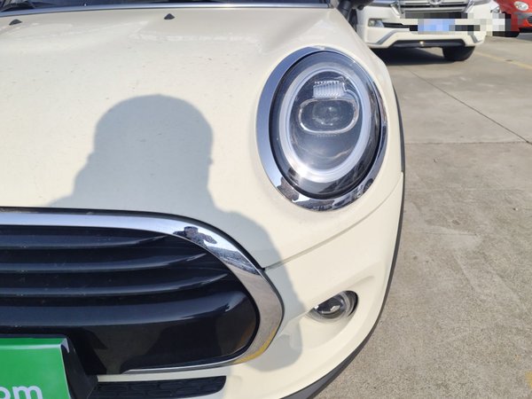 Mini Mini Cooper 2021, 24600 км, за 17480 USD