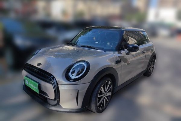 MINI MINI · 2022 год