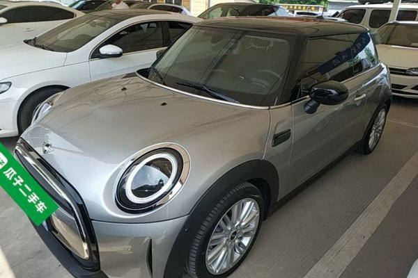 MINI MINI · 2023 год