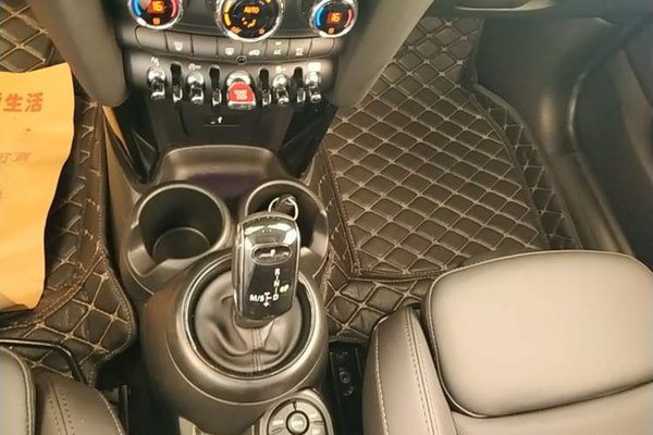 MINI MINI 2023, 19400 км, за 23869 USD
