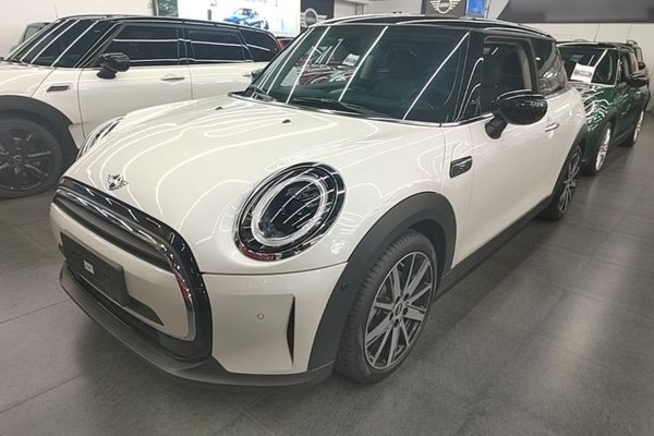 MINI MINI · 2023 год