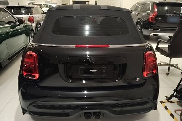 MINI MINI 2023, за 41581 USD
