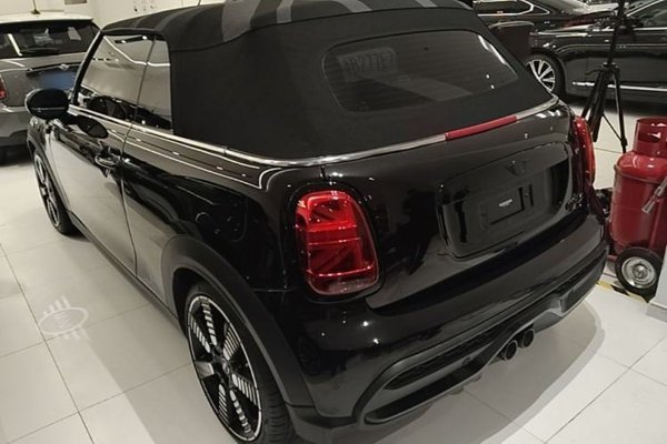 MINI MINI 2023, за 41581 USD