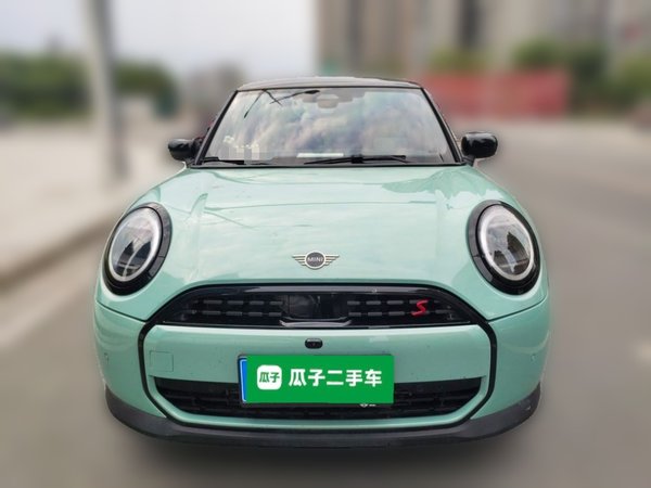 MINI MINI 2025, 5900 км, за 30989 USD