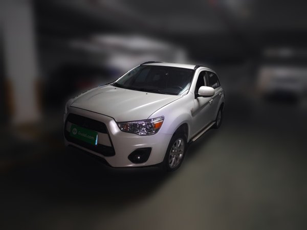 Mitsubishi ASX · 2013 год