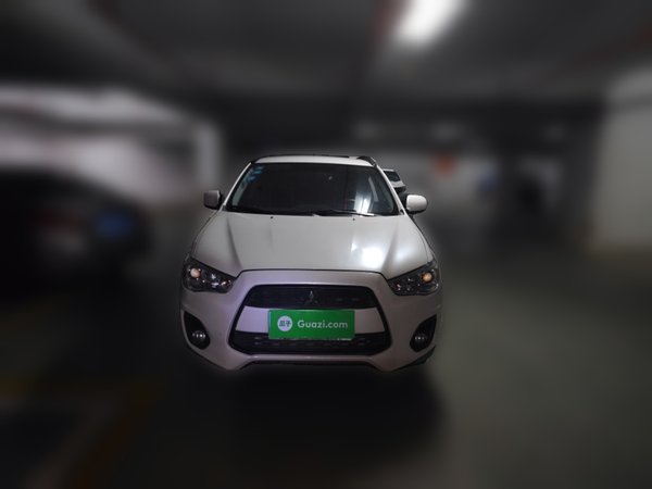 Mitsubishi ASX 2013, 50800 км, за 6030 USD