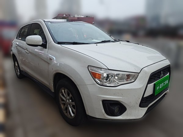 Mitsubishi ASX 2013, 124100 км, за 3061 USD