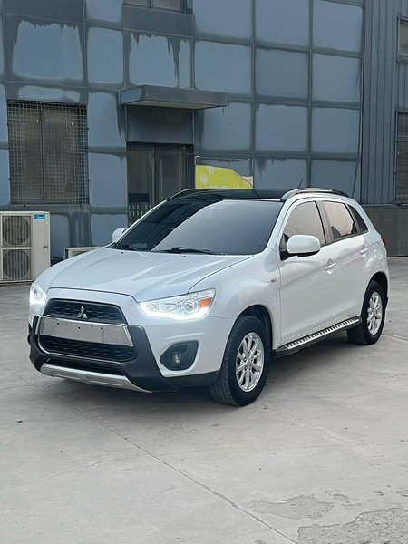 Mitsubishi ASX 2013 2.0L CVT Two-Wheel Drive Elite Edition