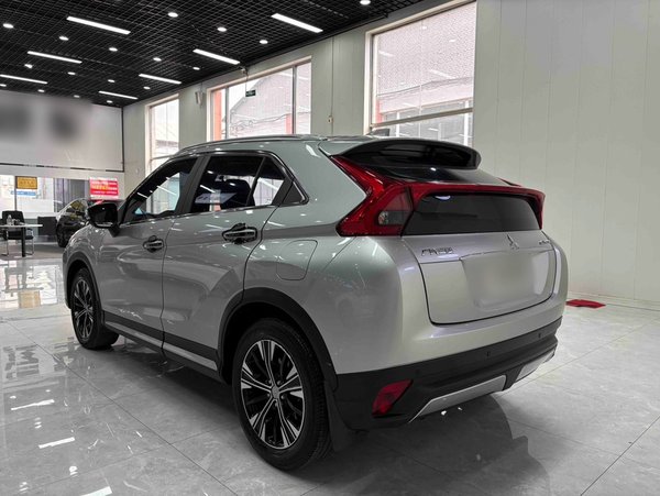 Mitsubishi Eclipse Cross 2019, 65500 км, за 12257 USD - фото 6