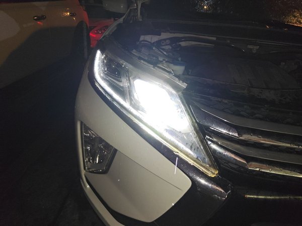 Mitsubishi Eclipse Cross 2019, 62600 км, за 8485 USD - фото 7