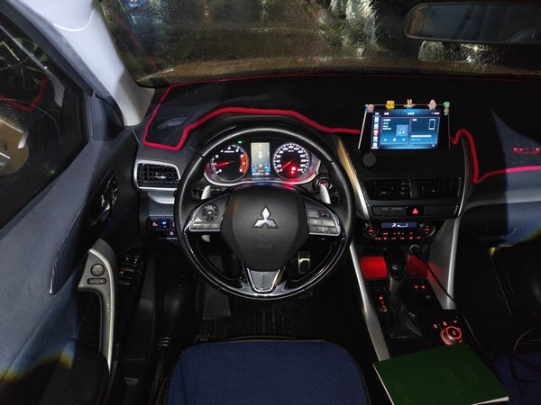 Mitsubishi Eclipse Cross 2019, 62600 км, за 8485 USD - фото 11