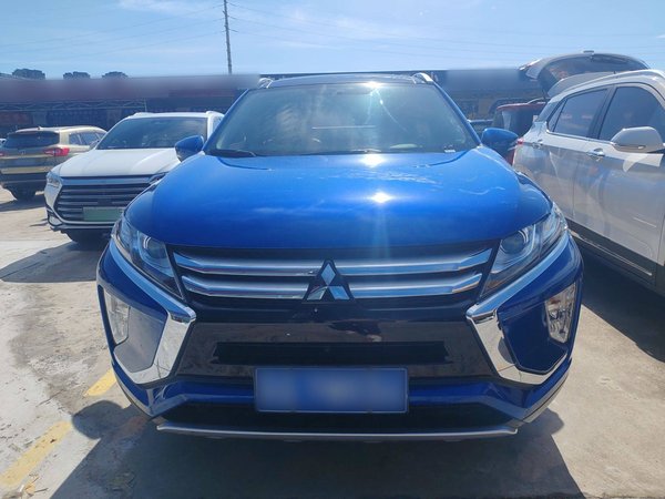 Mitsubishi Eclipse Cross 2021, 68000 км, за 10793 USD