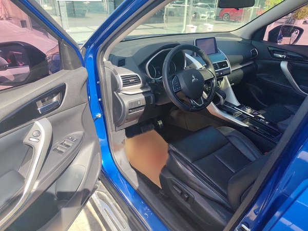 Mitsubishi Eclipse Cross 2021, 68000 км, за 10793 USD - фото 12