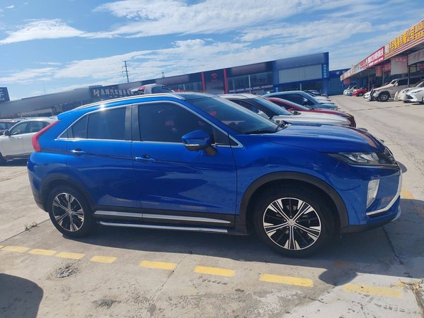 Mitsubishi Eclipse Cross 2021, 68000 км, за 10793 USD