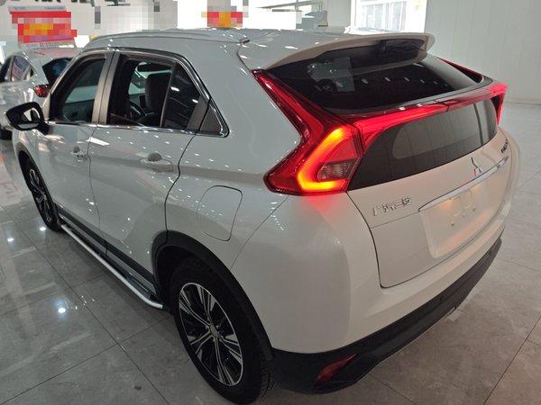Mitsubishi Eclipse Cross 2021, 22900 км, за 13880 USD
