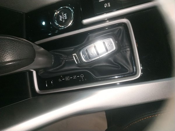 Mitsubishi Eclipse Cross 2021, 25000 км, за 13724 USD - фото 8