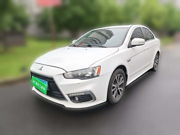 Mitsubishi Lancer EX · 2015 год