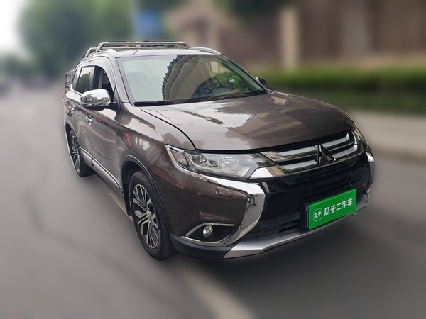 Mitsubishi Outlander 2016, 145400 км, за 6636 USD - фото 12