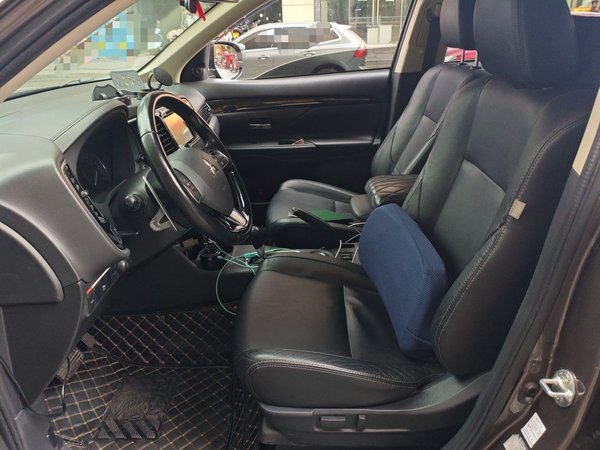 Mitsubishi Outlander 2016, 145400 км, за 6636 USD - фото 6